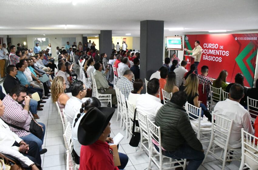  En Michoacán, la alianza debe ser ideológica no electorera: Memo Valencia