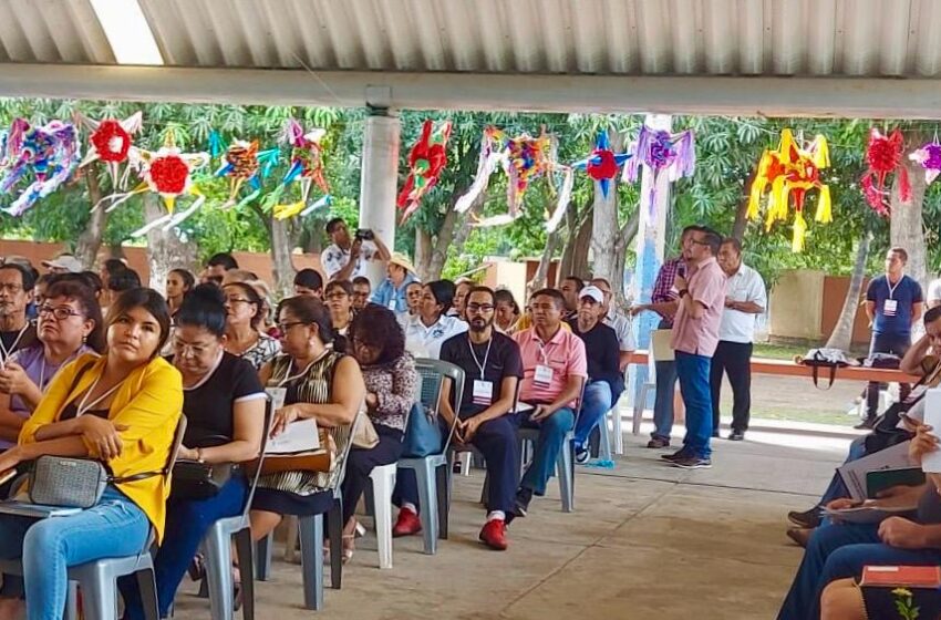  Docentes de la Costa construyen propuestas pedagógicas en encuentro regional: SEE