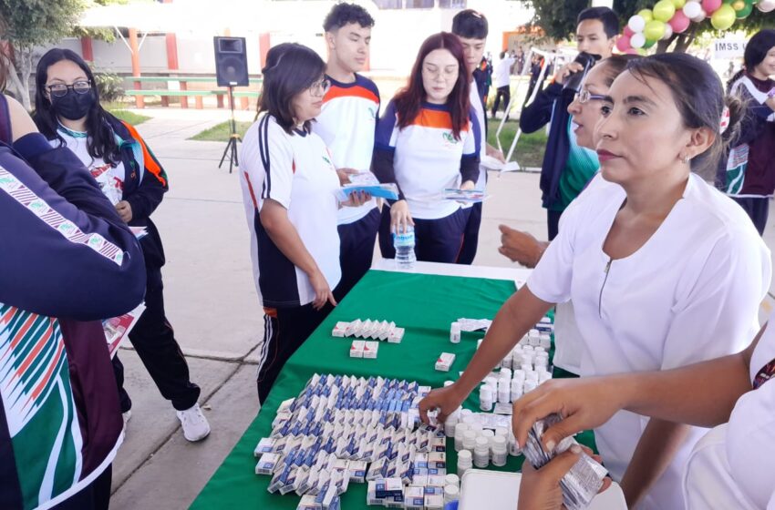  Cecytem reduce abandono escolar en el ciclo 2023-2024