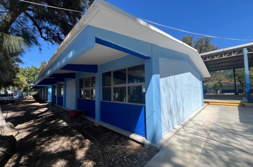  SCOP concluye aulas para estudiantes del Cobaem en Tanhuato