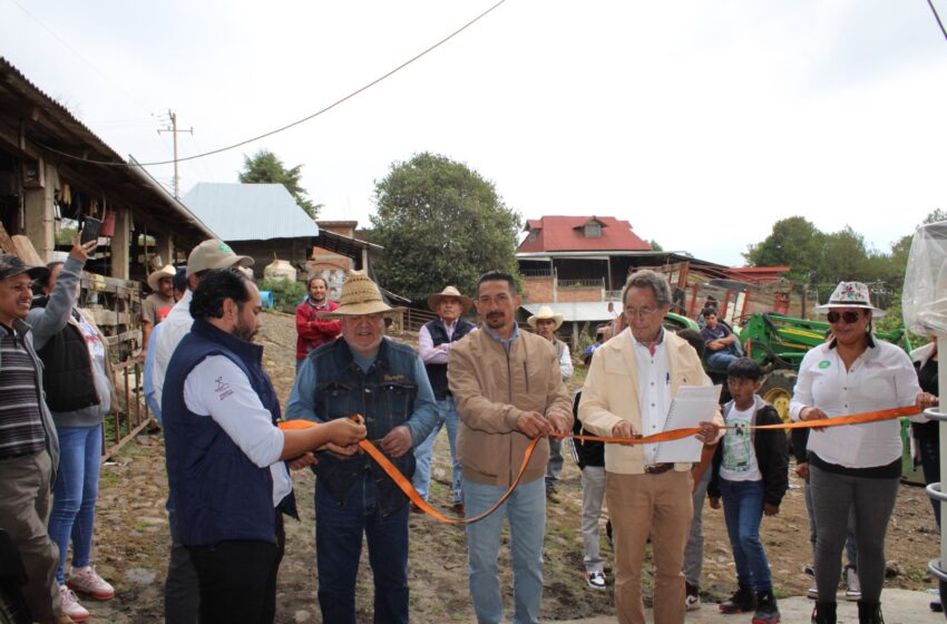  Productores de Charapan ponen en operación biofábrica para fortalecer sus cultivos