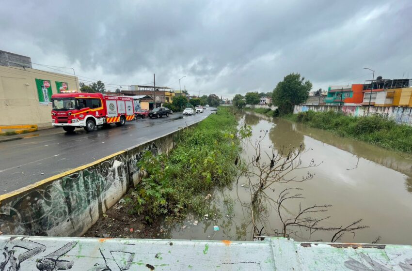  Protección Civil estatal monitorea desfogue de la presa de Cointzio