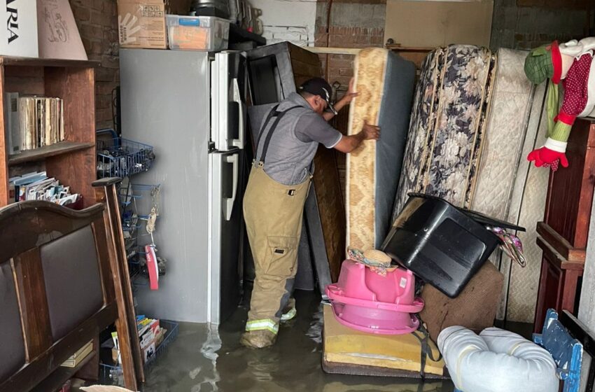  Atiende PC estatal colonias afectadas por inundaciones en Morelia