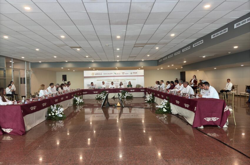  Michoacán presume a nivel nacional carrera de Inteligencia Artificial