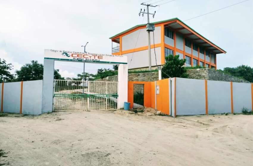  Se suspenden clases en 30 planteles del Cecytem por huracán John