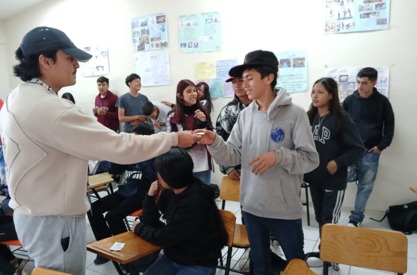  Cecytem imparte charlas sobre sexualidad para prevenir embarazos no planificados