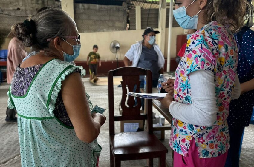  SSM mantiene brigadas de salud en zonas afectadas por John