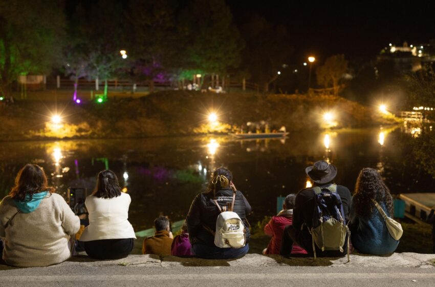 Dónde, cuándo y a qué hora ver el recorrido nocturno de canoas de Urandén; aquí te decimos