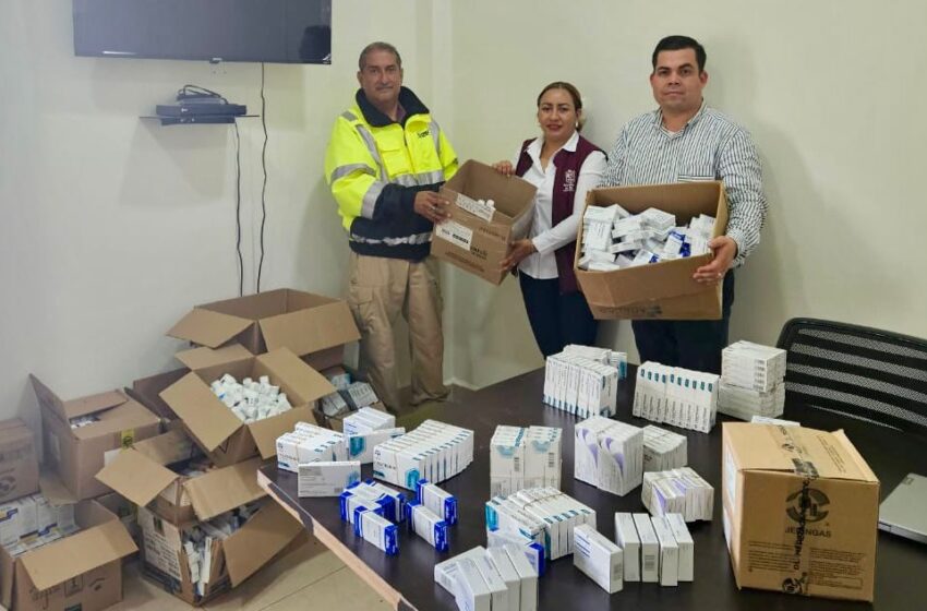  Envían insumos médicos a Huetamo y San Lucas para atender a población afectada por John