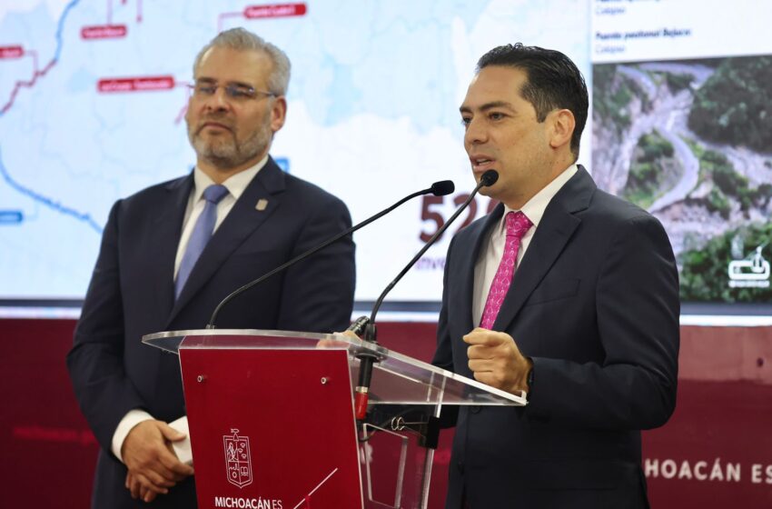  Atendidos 61 deslaves carreteros tras paso de John; se habilitan pasos alternos: Bedolla