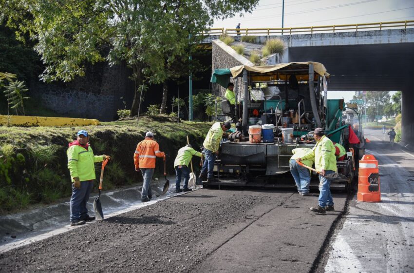  SCOP da mantenimiento a carretera federal Morelia-Pátzcuaro; trabajos durarán 3 semanas