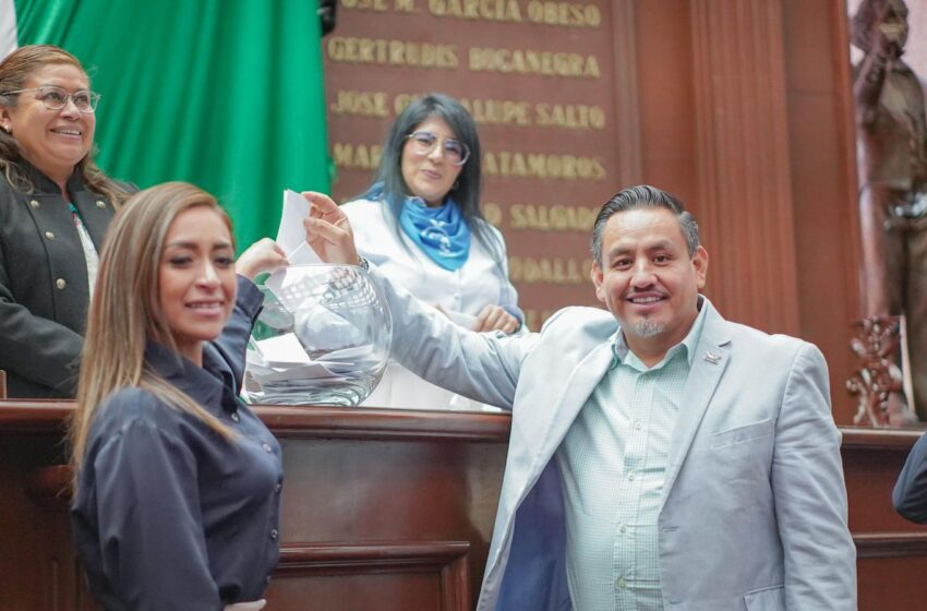  Bancada naranja respalda lucha por un aborto seguro y gratuito: Víctor Manríquez