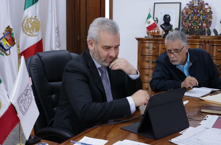  Revisan Bedolla y Sedatu plan de vivienda para Michoacán