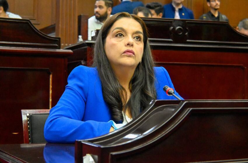  Va diputada Tere Herrera por la defensa de los derechos de las familias