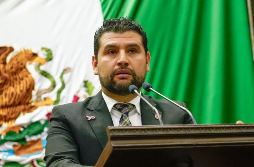  Presenta Octavio Ocampo iniciativa para modificar Comisión de Desarrollo Social por Comisión de Bienestar