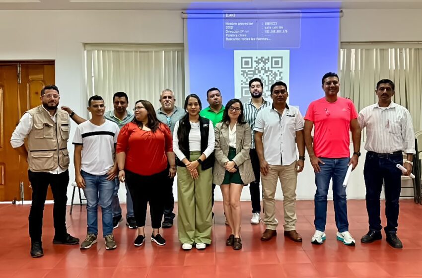  Entregan a Sedum programas de desarrollo urbano en Lázaro Cárdenas: Gladyz Butanda