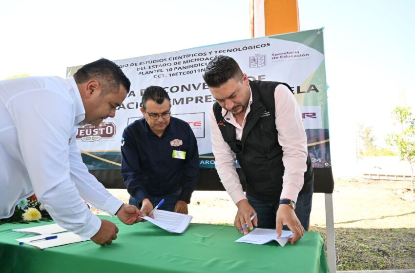 Estudiantes del Cecytem fortalecen sus conocimientos en empresas de Panindícuaro
