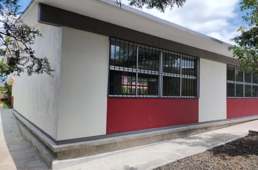 Entrega SCOP obras educativas en escuelas de Lázaro Cárdenas