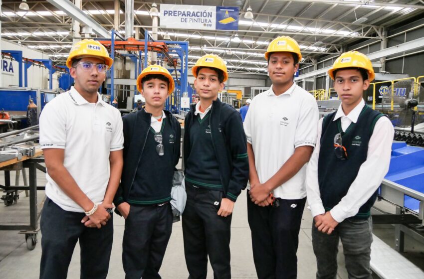 Con más de 400 estudiantes en empresas, avanza Michoacán en educación dual