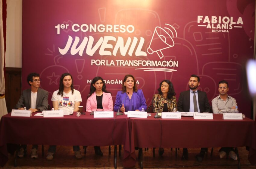 Respalda Fabiola Alanís organización del Congreso Juvenil por la Transformación