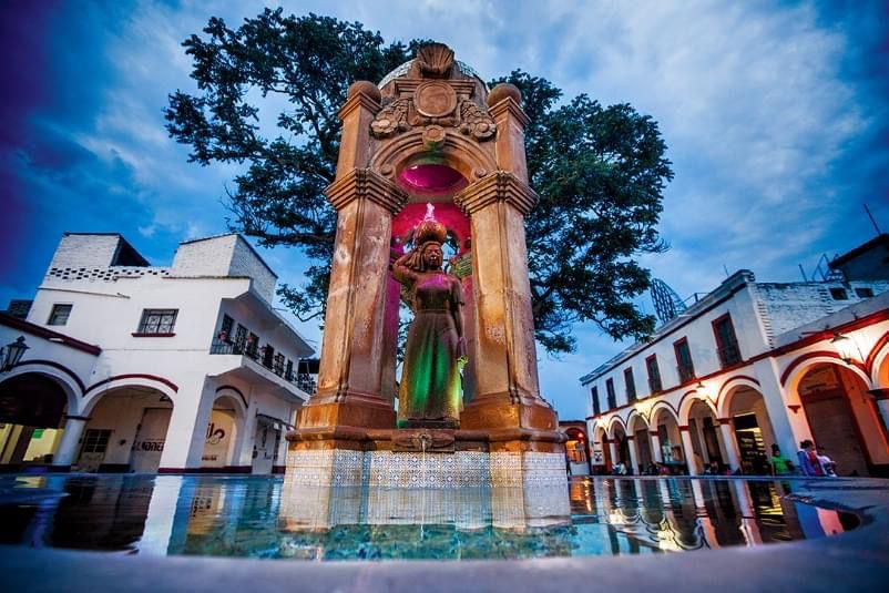  Tzintzuntzan y Jiquilpan celebran aniversario como Pueblos Mágicos