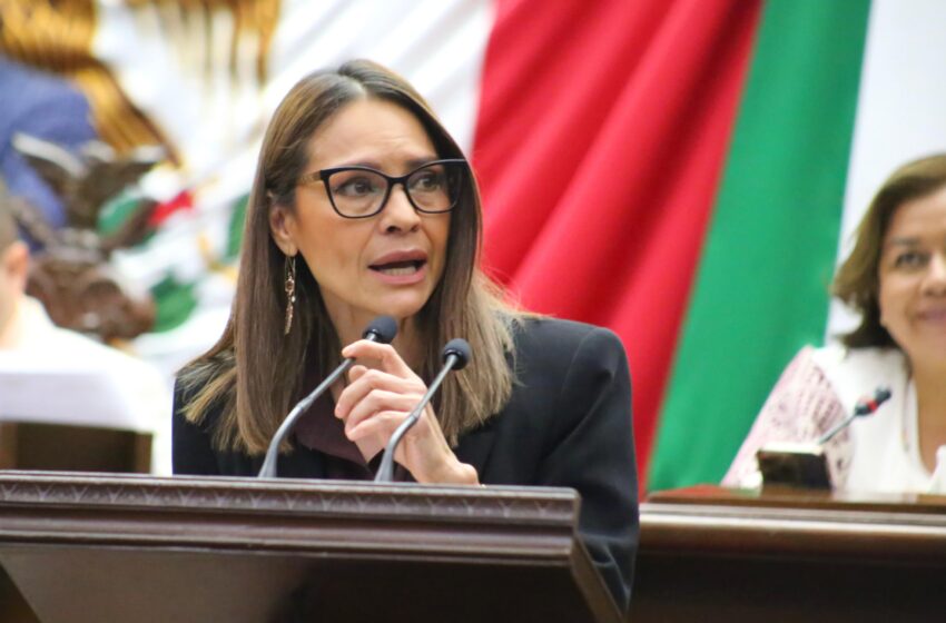  Propone Nalleli Pedraza Huerta facultar a los notarios para oficializar matrimonios en Michoacán