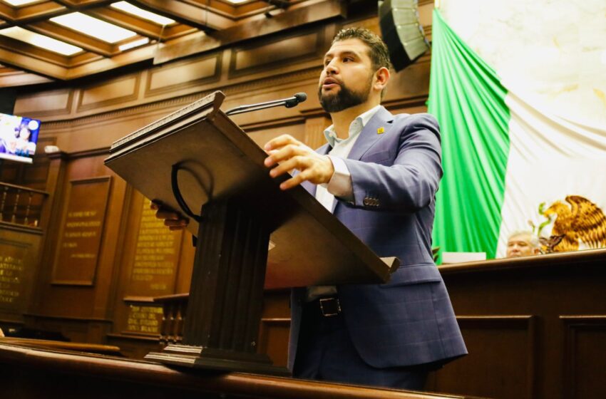  Octavio Ocampo impulsa la creación de una Comisión de Dictamen en favor de periodistas michoacanos