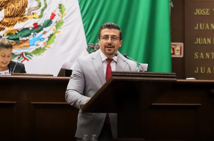  Toño Mendoza presenta iniciativa para fortalecer derechos de pueblos indígenas y afromexicanos en Michoacán