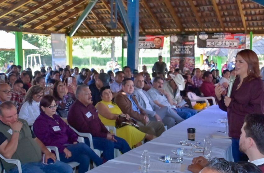  Participa Fabiola Alanís en instalación del Movimiento Progresista Michoacano