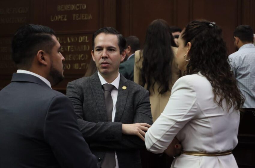  En tiempo récord, comisiones avalan presupuestos de ingreso municipales: Alfredo Anaya