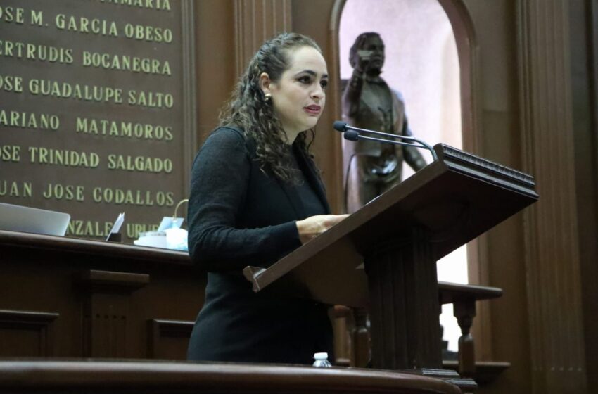  Atender la salud mental con programas educativos integrales, propone Sandra Arreola