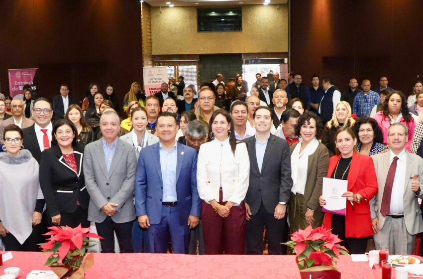  Entrega SEE certificados de obra en beneficio de 19 mil estudiantes de región Morelia