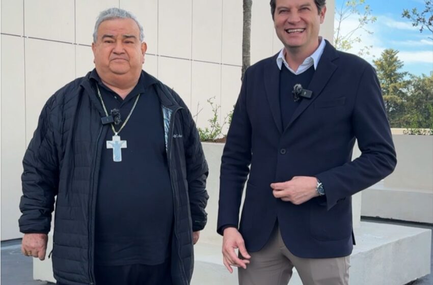 Monseñor Garfias Merlos y Alfonso Martínez invitan a Magno Posada