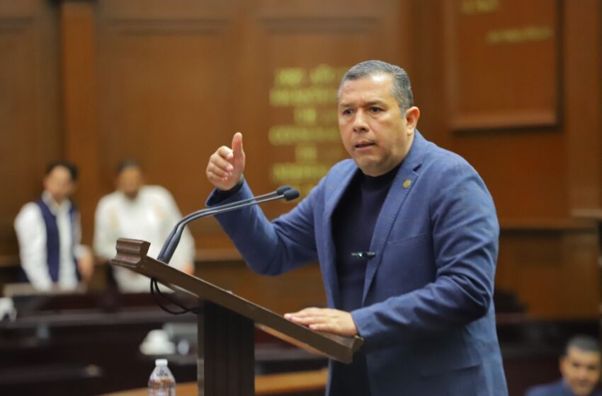  Urge Barragán a Ayuntamientos aplicar ley para regular el uso de pirotecnia