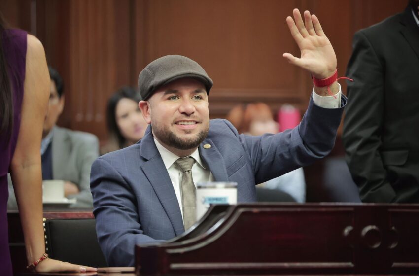  Reyes Galindo refrenda acciones legislativas con mujeres michoacanas a favor de una vida libre de violencia