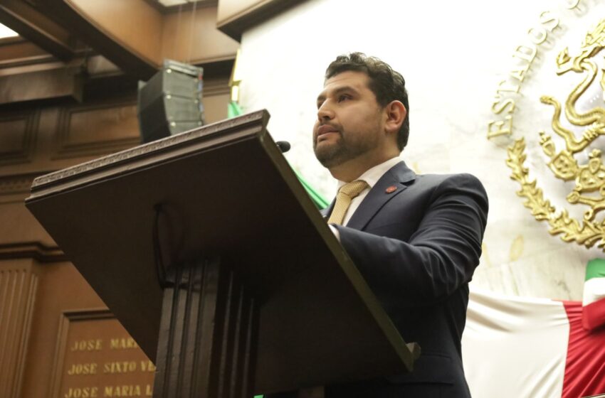  Avanza en Comisión, propuesta de Octavio Ocampo para fortalecer la voz de la comunidad nicolaita