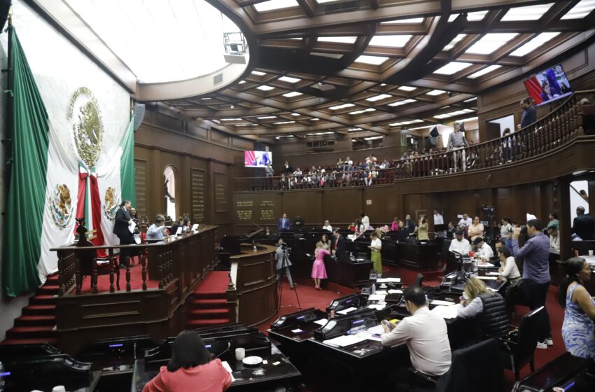  Condecoración “La Mujer Michoacana” 2025, para Yareni Pérez Vega y Jeannet Hernández Vega: 76 Legislatura