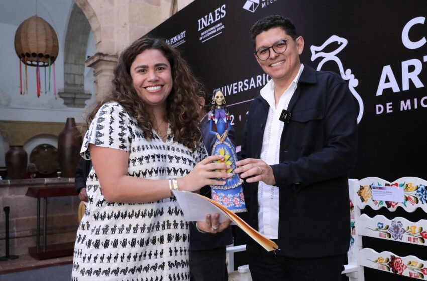  Presentan nuevo programa crediticio para impulsar artesanías michoacanas