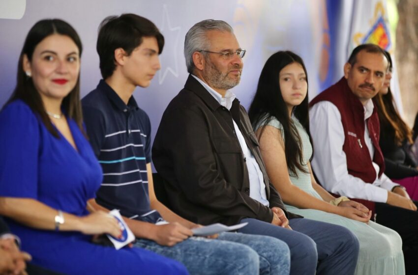  Gobierno federal replica programa estatal de apoyo a familias de niñas y niños con cáncer