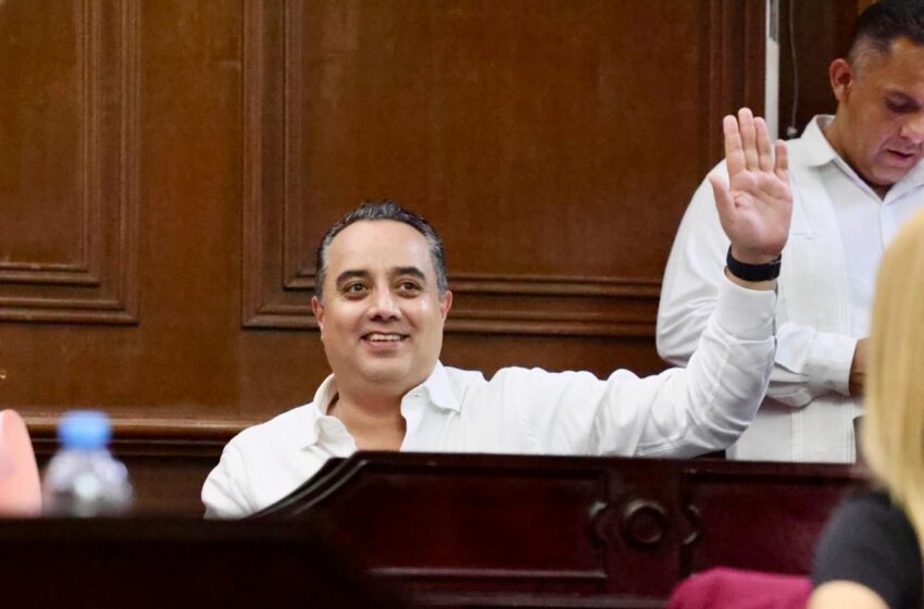  Llama Juan Pablo Celis a incentivar el uso del condón femenino para garantizar la salud sexual y prevenir el embarazo adolescente