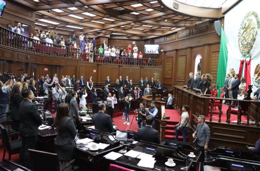  Reestructuran diversas Comisiones de la 76 Legislatura