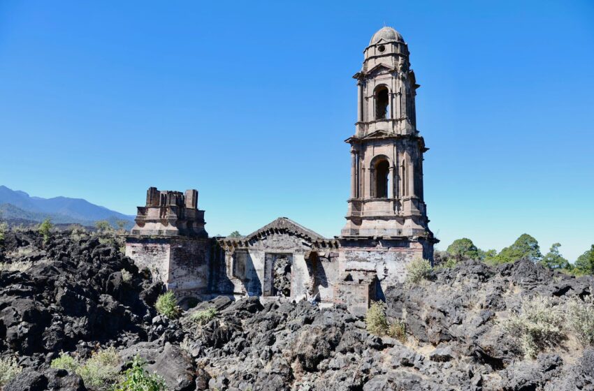 ¡Semana Santa misteriosa! Descubre las iglesias semihundidas de Michoacán