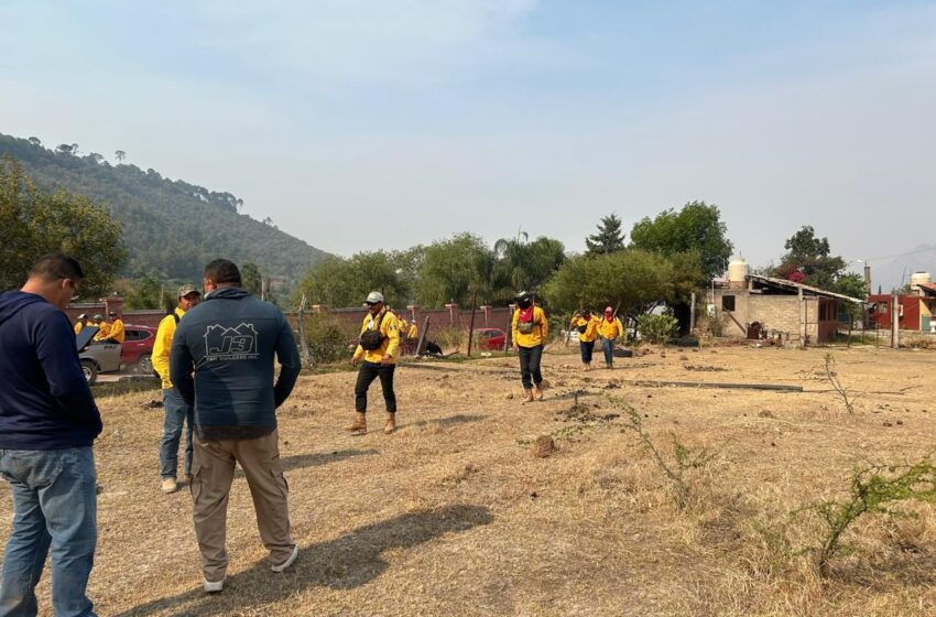  Trabaja Gobierno de Michoacán en contención de incendio en Zinapécuaro