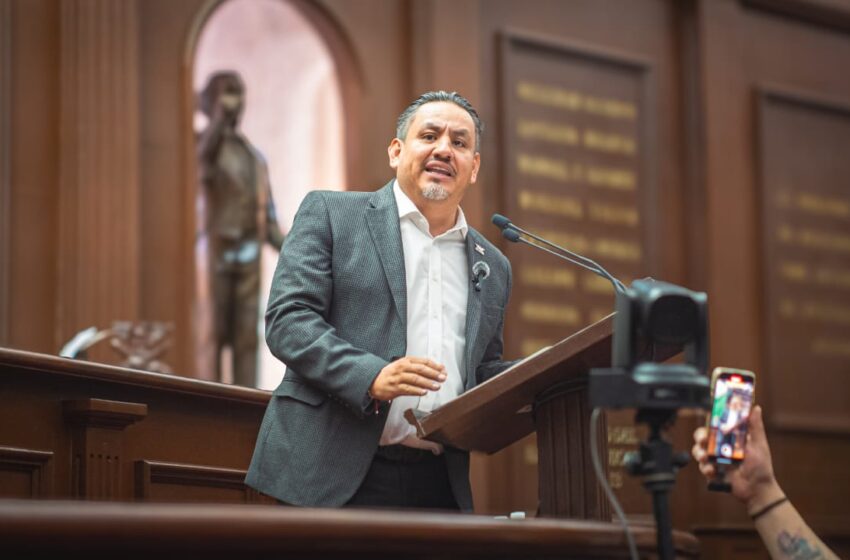  Víctor Manríquez propone reforma para garantizar crecimiento y desarrollo de Pueblos Mágicos de Michoacán