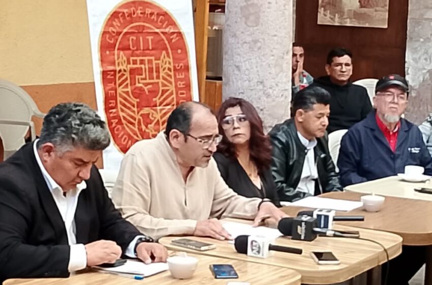  Denuncian actos de corrupción y violencia laboral contra adultos mayores en el Conalep Michoacán